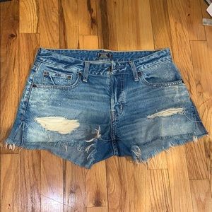Abercrombie & Fitch Ames Low Rose Boyfriend short